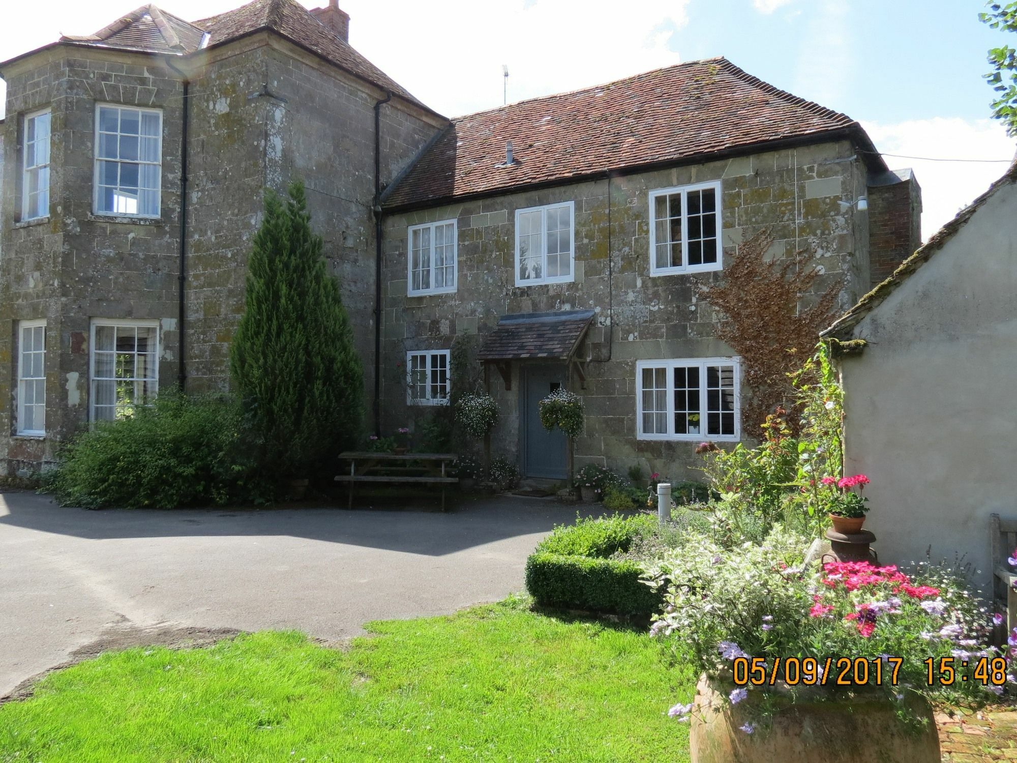 The Cottage Marshwood Farm Salisbury Exterior photo